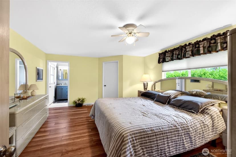 Property photo for 8035 S 116th Street, Seattle photo 17