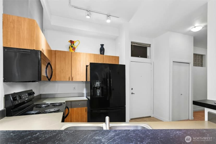 Property photo for 521 7th Avenue #207, Kirkland photo 15