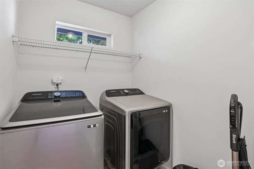 Property photo for 3951 S Chicago St, Seattle photo 25