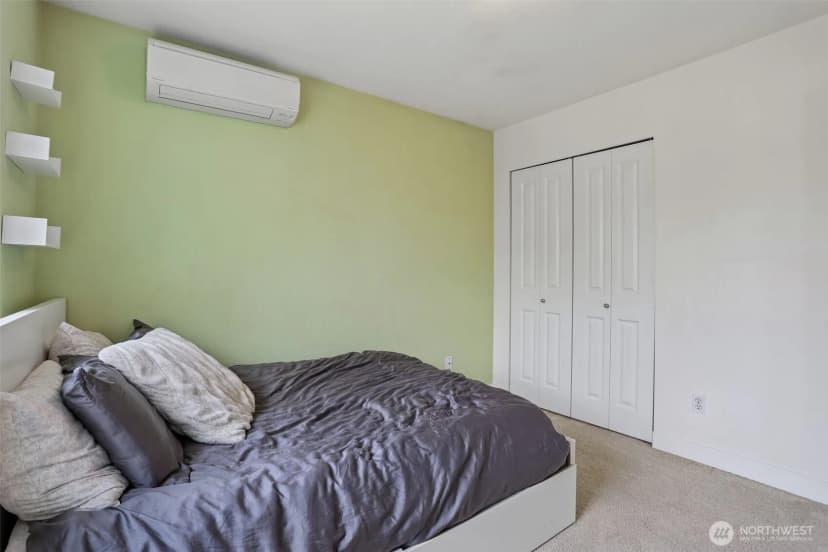 Property photo for 3951 S Chicago St, Seattle photo 23