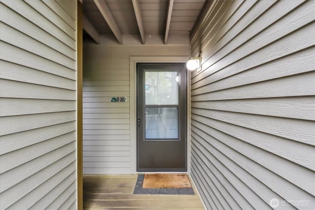 Property photo for 4895 76th Street Sw #d-302, Mukilteo photo 3
