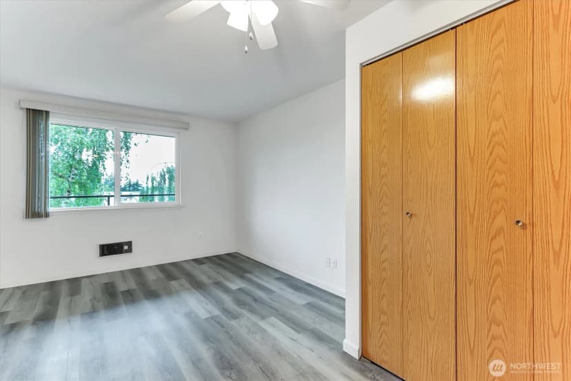 Property photo for 4895 76th Street Sw #d-302, Mukilteo photo 18