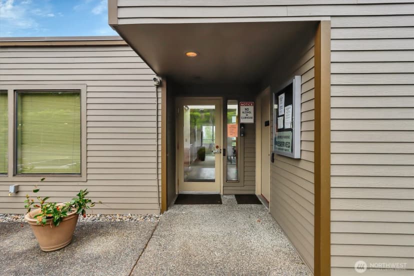 Property photo for 4895 76th Street Sw #d-302, Mukilteo photo 25