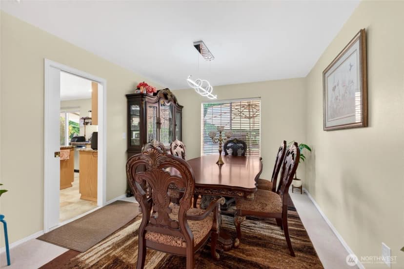 Property photo for 24323 129th Avenue Se, Kent photo 16