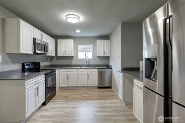 Property photo for 4609 S Thompson Avenue, Tacoma photo 5