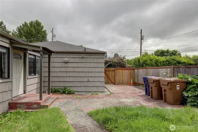 Property photo for 4609 S Thompson Avenue, Tacoma photo 2