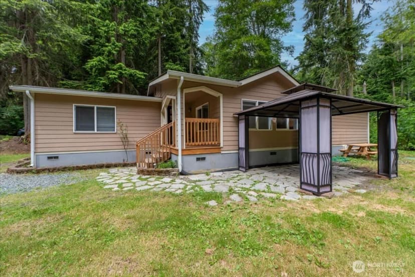Property photo for 2579 Green Acres Lane, Oak Harbor