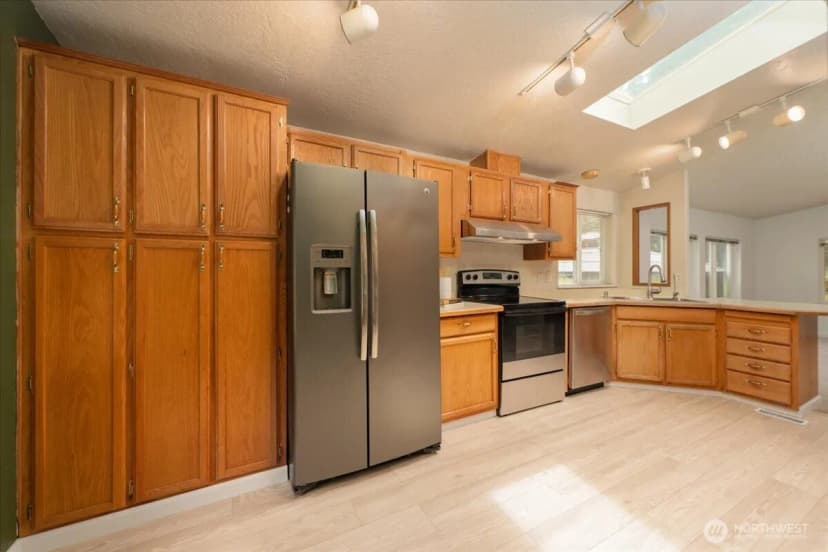 Property photo for 2579 Green Acres Lane, Oak Harbor photo 10