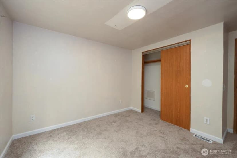 Property photo for 2579 Green Acres Lane, Oak Harbor photo 17