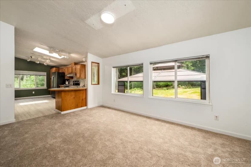 Property photo for 2579 Green Acres Lane, Oak Harbor photo 7