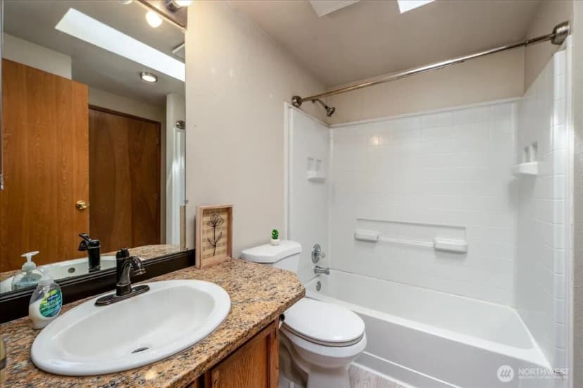 Property photo for 2579 Green Acres Lane, Oak Harbor photo 15