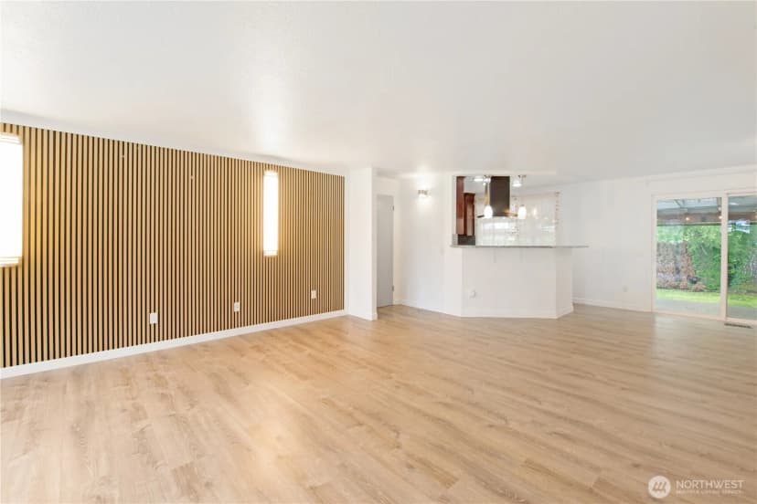 Property photo for 2725 124th Avenue Ct E, Edgewood photo 4