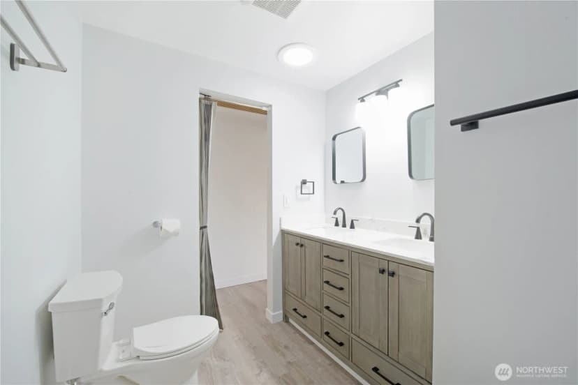 Property photo for 2725 124th Avenue Ct E, Edgewood photo 12
