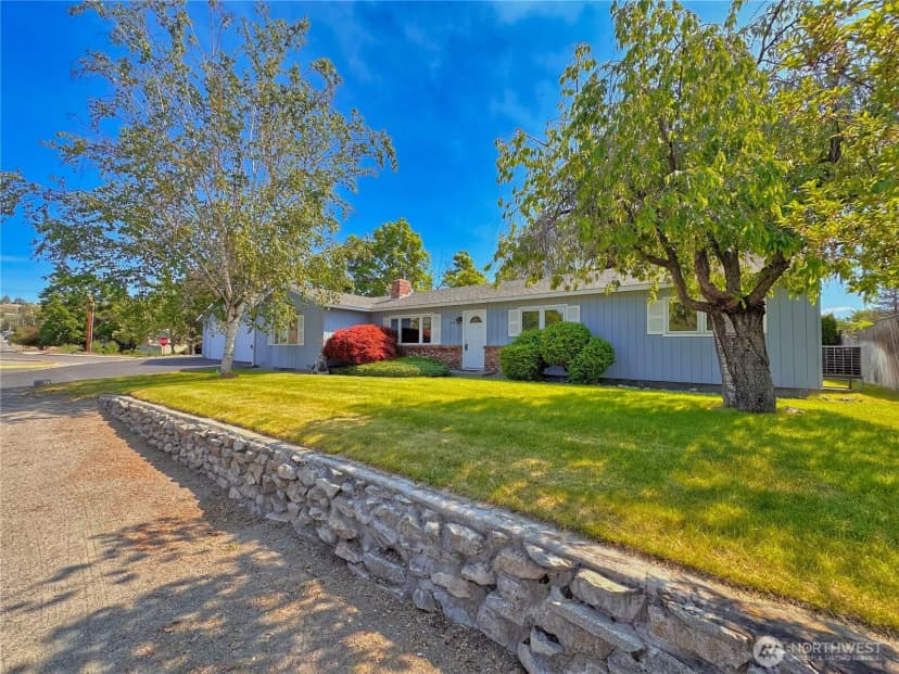 Property photo for 602 Ironwood Street, Omak photo 2