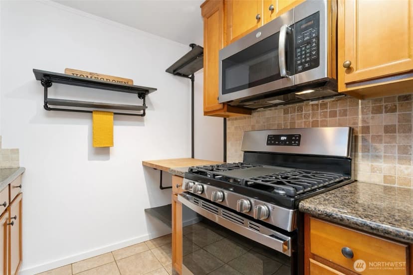 Property photo for 14531 Dayton Avenue N #1, Shoreline photo 7