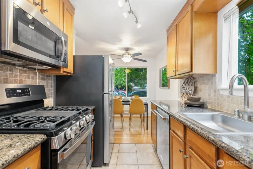 Property photo for 14531 Dayton Avenue N #1, Shoreline photo 5