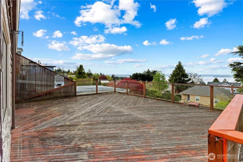 Property photo for 6901 40th Avenue Sw, Seattle photo 5