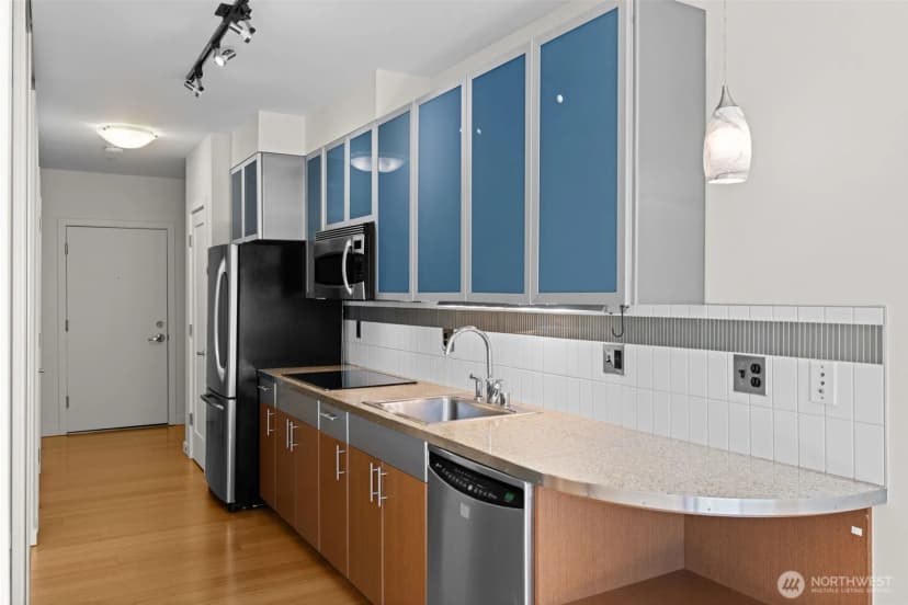 Property photo for 3104 Western Avenue #315, Seattle photo 7