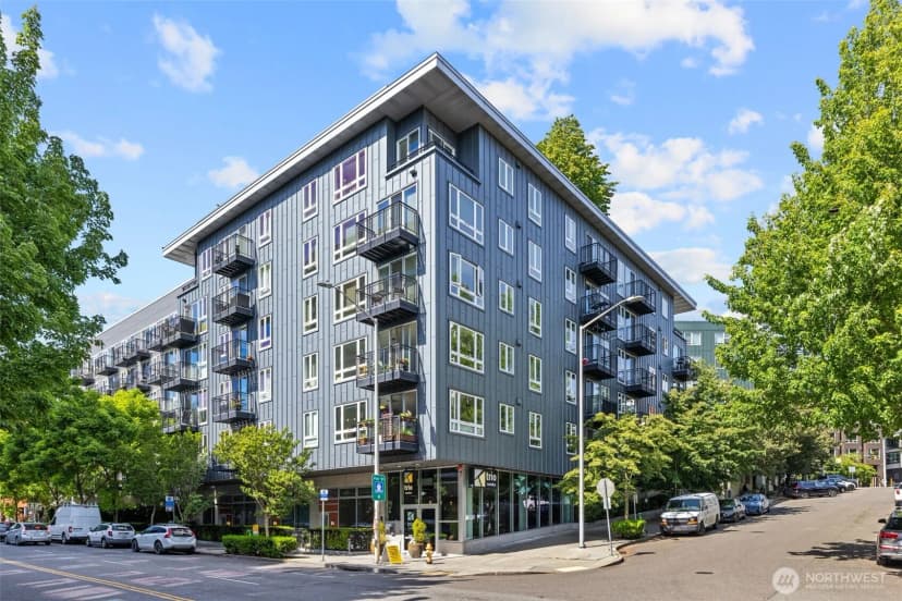 Property photo for 3104 Western Avenue #315, Seattle