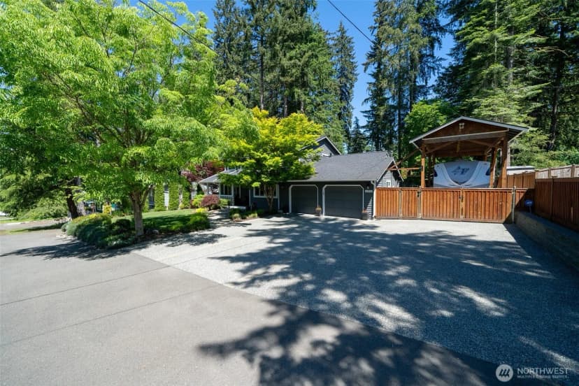 Property photo for 16036 177th Place Ne, Woodinville photo 2