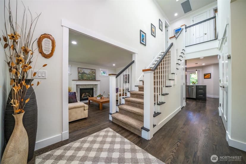 Property photo for 16036 177th Place Ne, Woodinville photo 5