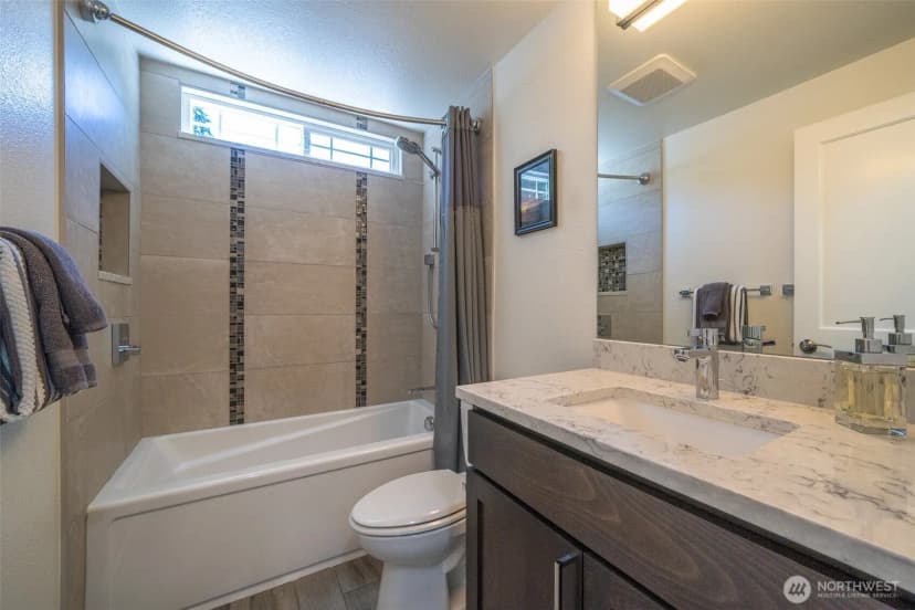 Property photo for 16036 177th Place Ne, Woodinville photo 24