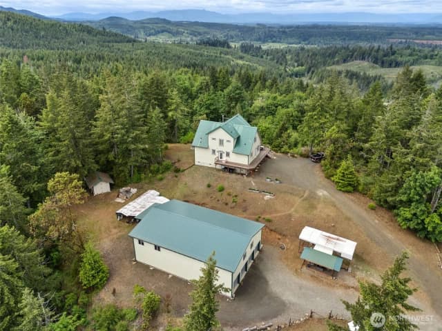Property photo for 90 W Jeanne Saeger Park, Shelton photo 4