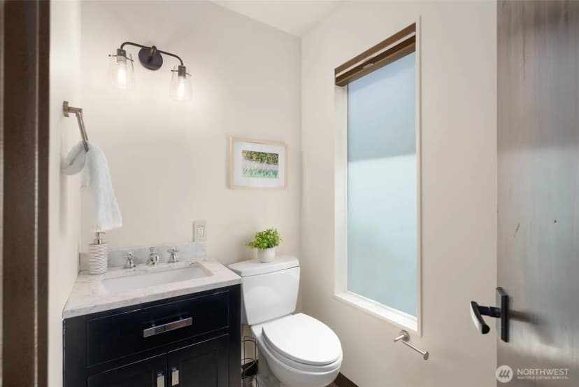 Property photo for 10847 Bill Point Bluff Ne, Bainbridge Island photo 22