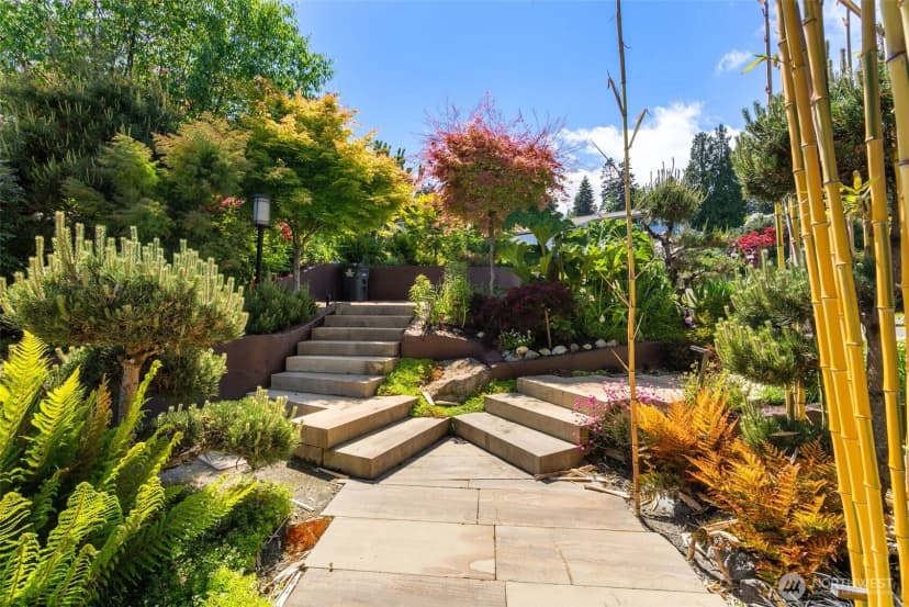 Property photo for 10847 Bill Point Bluff Ne, Bainbridge Island photo 9