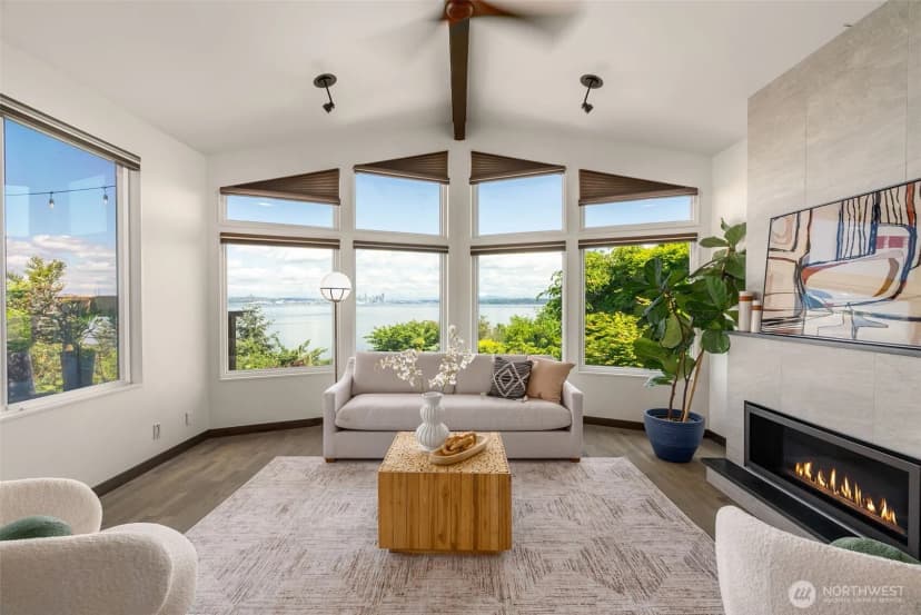 Property photo for 10847 Bill Point Bluff Ne, Bainbridge Island photo 13