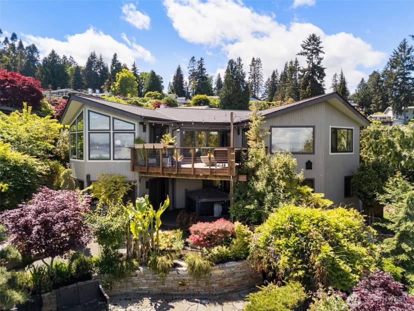 Property photo for 10847 Bill Point Bluff Ne, Bainbridge Island photo 6