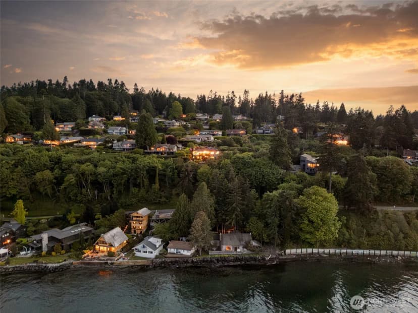 Property photo for 10847 Bill Point Bluff Ne, Bainbridge Island photo 40