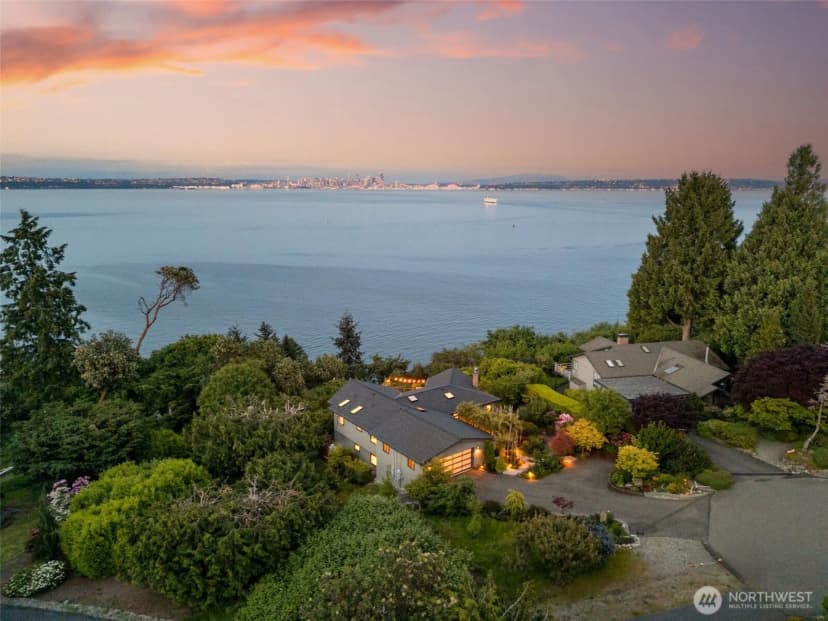 Property photo for 10847 Bill Point Bluff Ne, Bainbridge Island photo 38