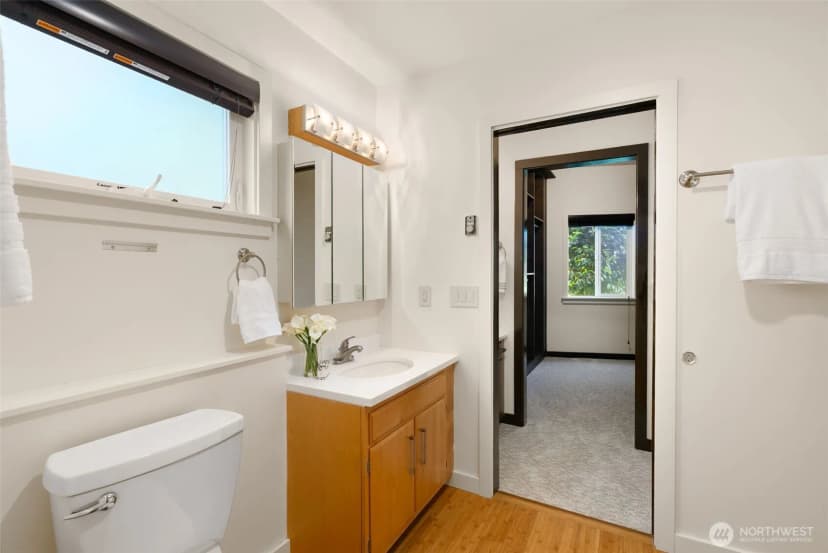 Property photo for 10847 Bill Point Bluff Ne, Bainbridge Island photo 30