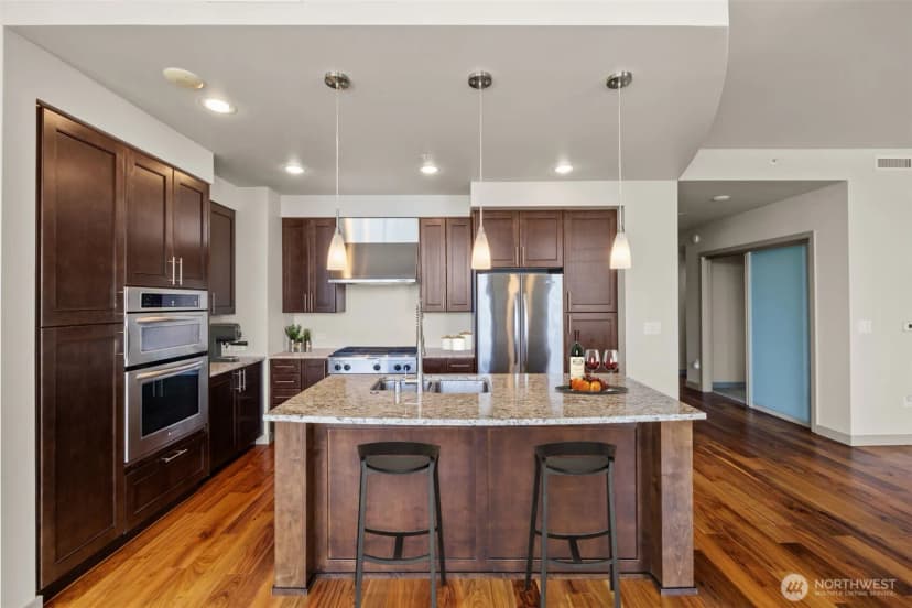 Property photo for 10610 Ne 9th Place #2307, Bellevue photo 10