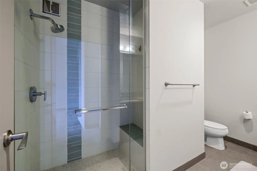 Property photo for 10610 Ne 9th Place #2307, Bellevue photo 28
