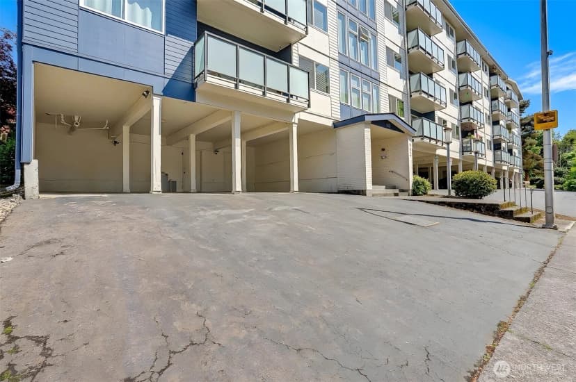 Property photo for 3711 26th Place W #306, Seattle photo 19