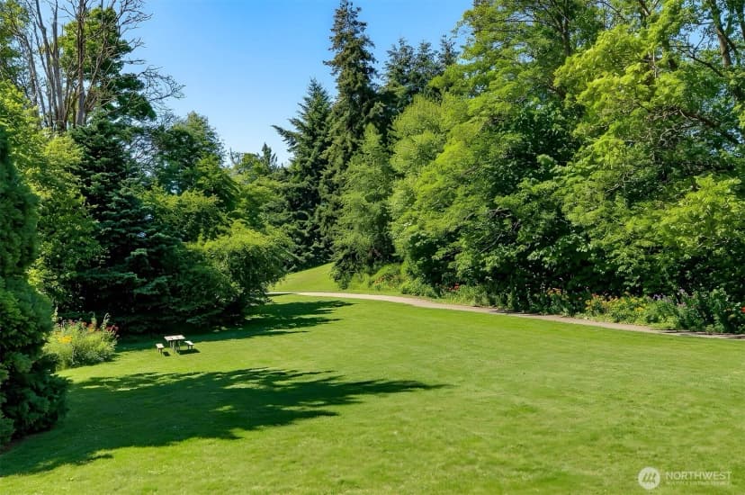 Property photo for 3711 26th Place W #306, Seattle photo 18