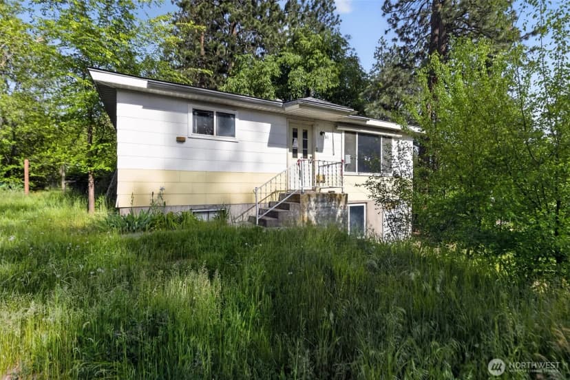 Property photo for 611 S Farr Rd, Spokane photo 16