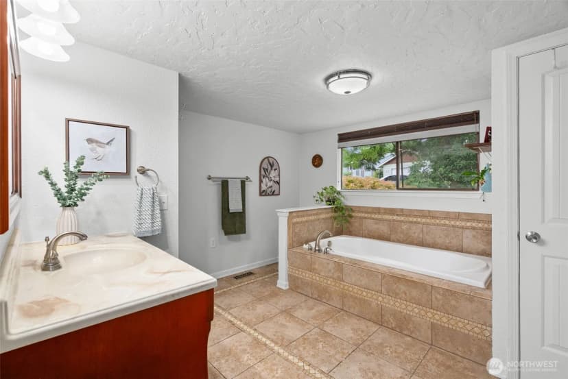 Property photo for 2312 Evergreen Avenue Se, Port Orchard photo 15