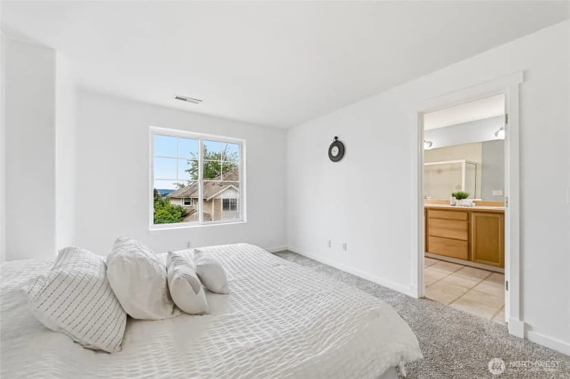 Property photo for 13015 Ne 182nd Place #a, Bothell photo 8