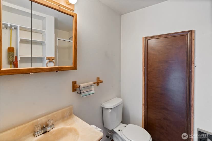Property photo for 42323 22nd Avenue E, Eatonville photo 35