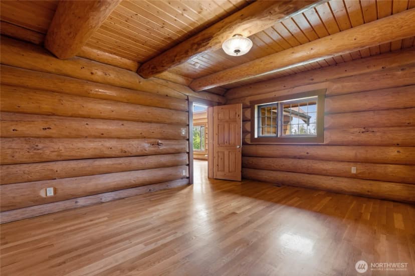 Property photo for 42323 22nd Avenue E, Eatonville photo 18