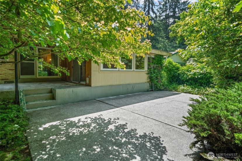 Property photo for 4045 149th Avenue, Bellevue photo 21