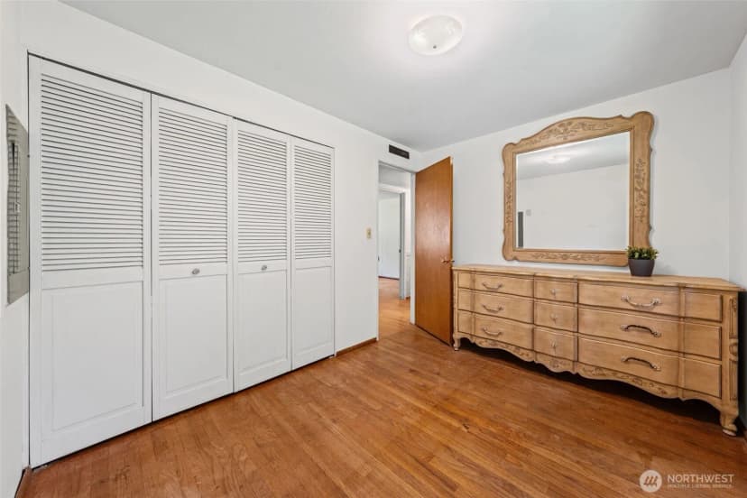 Property photo for 4045 149th Avenue, Bellevue photo 17