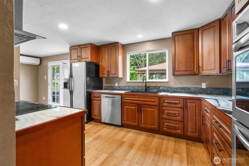 Property photo for 884 Fairmount Avenue, Shelton photo 10