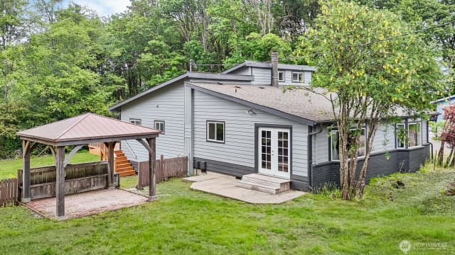 Property photo for 884 Fairmount Avenue, Shelton photo 3