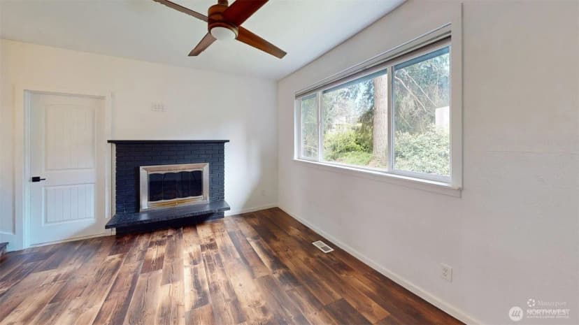 Property photo for 6011 185th Street Sw, Lynnwood photo 16