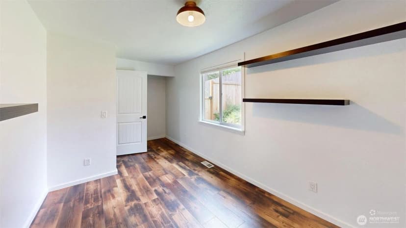 Property photo for 6011 185th Street Sw, Lynnwood photo 17