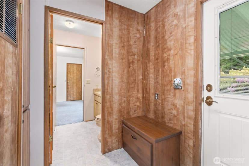 Property photo for 2206 W Starlake Drive, Elma photo 20